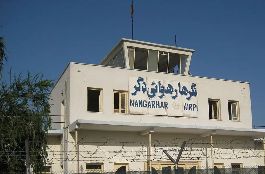 طالبان از بازسازی میدان هوایی جلال آباد خبر داد