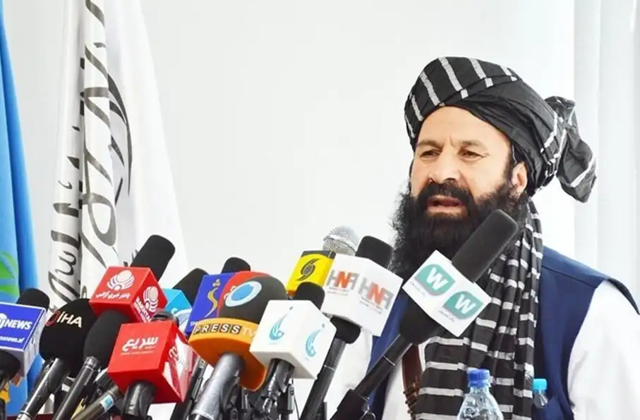 تاکید سرپرست وزارت مهاجرین طالبان بر رسیدگی به مشکلات مردم