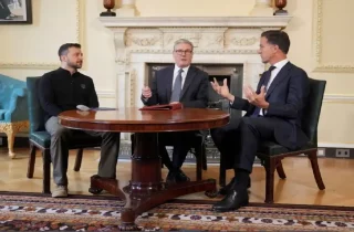 دیدار سه‌جانبه نخست وزیر بریتانیا، دبیرکل ناتو و رئیس جمهور اوکراین