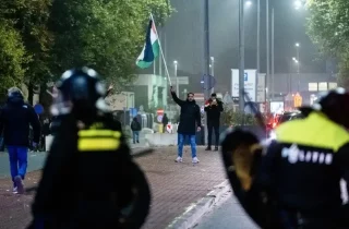 درگیری میان تماشاگران اسراییلی و حامیان فلسطین در هلند 