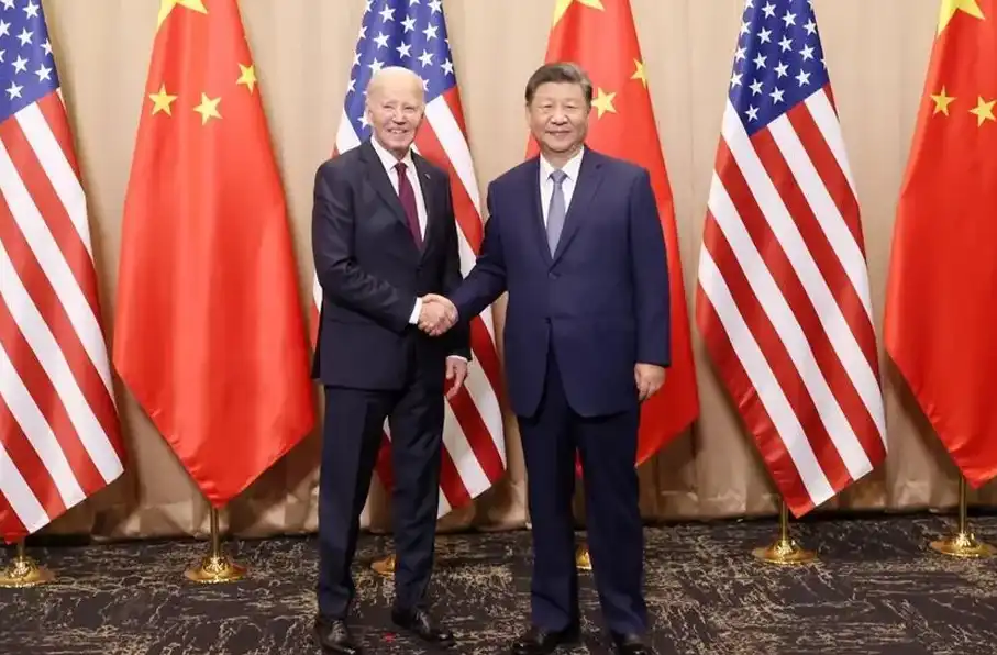 دیدار و گفتگوی روسای جمهور امریکا و چین