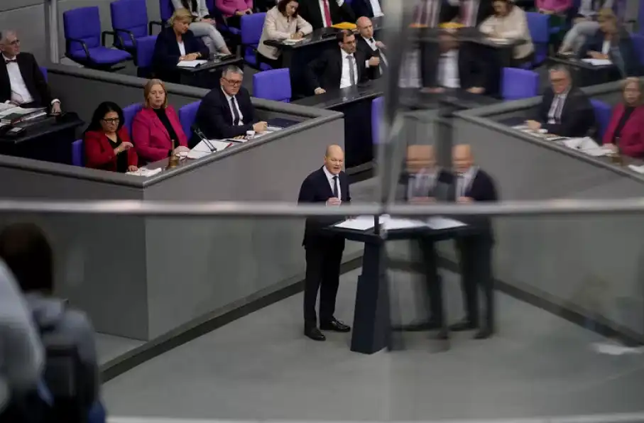 آلمان بهسوی انتخابات زودهنگام میرود؛ عدم رای اعتماد پارلمان به اولاف شولتس