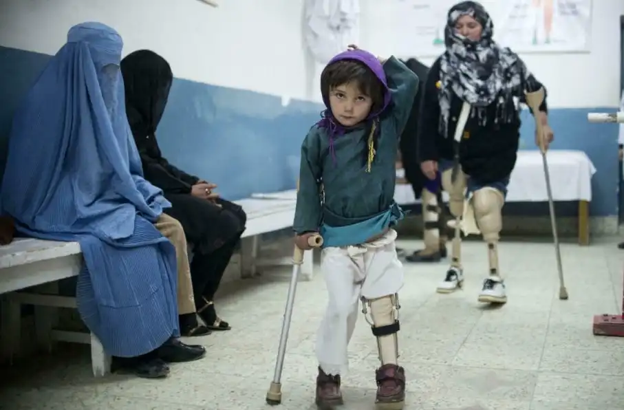 روز جهانی معلولین؛ یوناما: بقایای مهمات جنگی عامل اصلی معلولیتها در افغانستان است