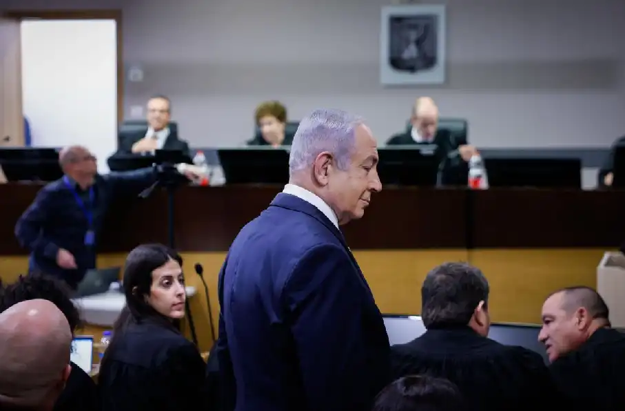 نتانیاهو در دادگاه به اتهام فساد مالی
