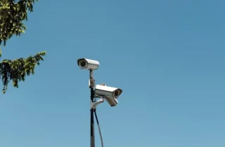 نصب صدها دوربین امنیتی توسط طالبان در بغلان