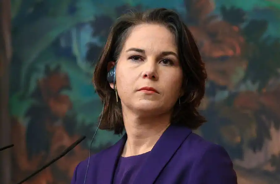 آلمان : تسلیح روسیه توسط چین، امنیت اروپا را به خطر میاندازد