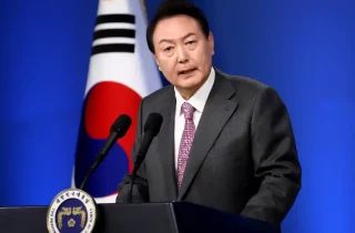 رئیس‌جمهور کوریای جنوبی : تصمیمات اخیر ما برای امنیت عمومی بود، از مردم پوزش می‌طلبم