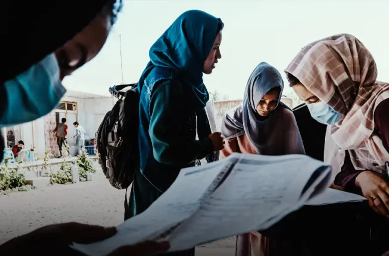 بررسی ممنوعیت تحصیل دختران در افغانستان در نشست جهانی آموزش در پاکستان