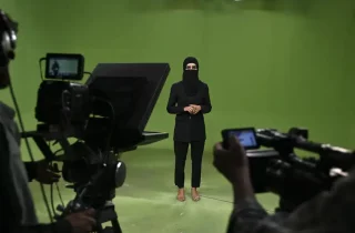 منع حضور زنان در رسانه های افغانستان