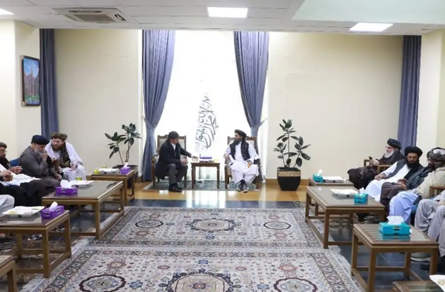 سفر هیأت بلندپایه طالبان به اوزبکستان برای توسعه همکاریهای اقتصادی