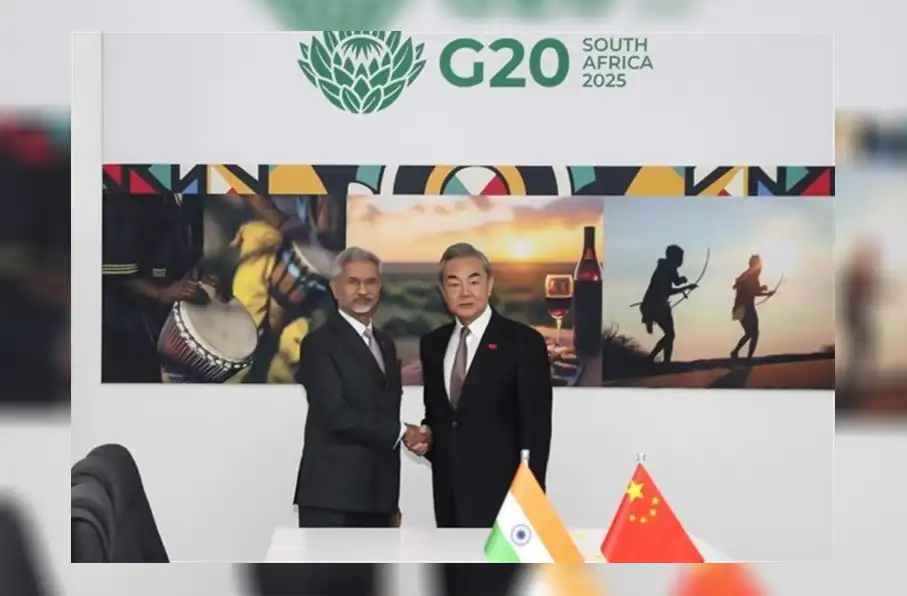 تاکید چین و هند بر احیای اعتماد و گسترش همکاری‌های دوجانبه