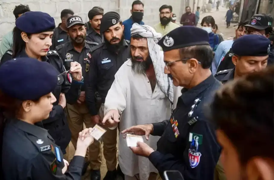 ضرب‌الاجل ۲۴ روزه پاکستان برای پناهجویان