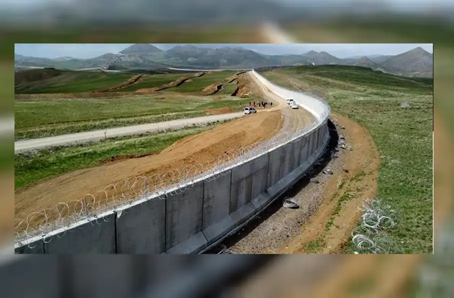 ایران: طرح انسداد مرزها با افغانستان و پاکستان ادامه دارد