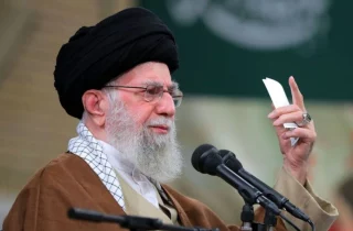 رهبر انقلاب اسلامی: تنها نیروی نیابتی منطقه اسرئیل غاصب است/ اگر امریکا شرارت کند ضربه محکمی می خورد