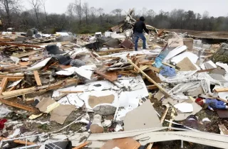 طوفان در آمریکا ۳۴ کشته برجای گذاشت
