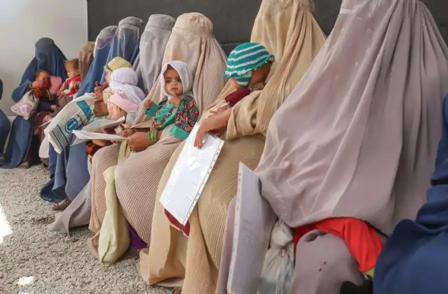 هشدار شورای پناهندگان ناروی: کاهش کمکها زندگی مردم افغانستان را تهدید میکند