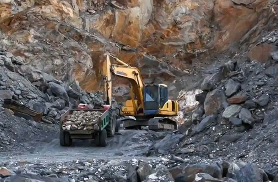 طالبان: ۳۶ پروژه استخراج معادن طی سال جاری تصویب شد