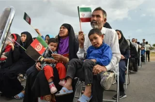 آغاز طرح تعیین تکلیف مهاجرین افغانستانی دارای برگ سبز در تهران