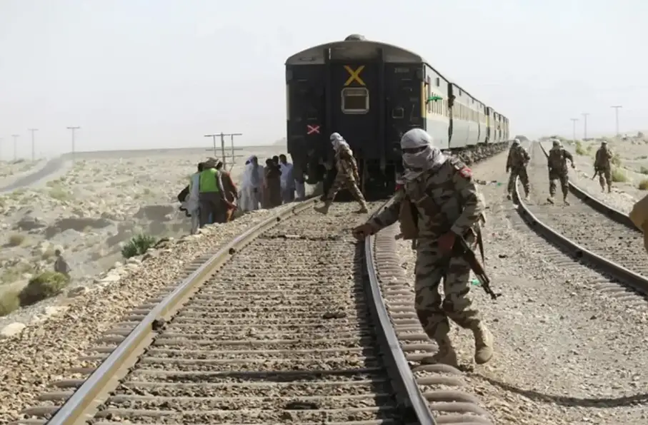 گروگانگیری پاکستان؛ نجات ۱۵۵ گروگان و ضرب‌الاجل ۴۰ ساعته جدایی‌طلبان به دولت پاکستان