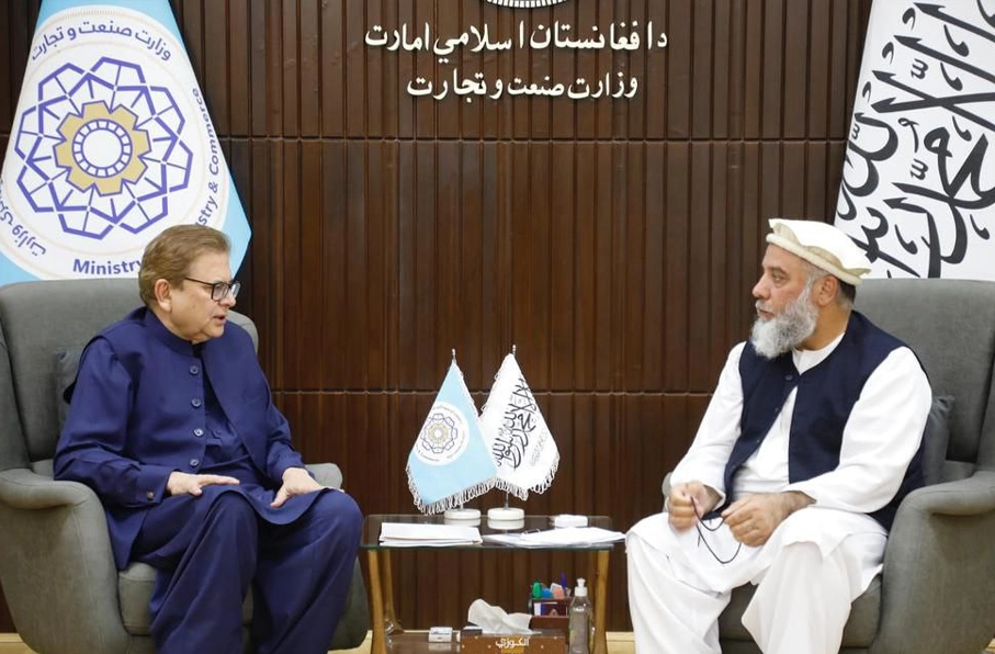 گسترش همکاریهای تجاری و تقویت اتصال منطقهای