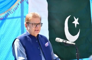 صادق خان: کمیته‌ مشترک کابل و اسلام‌آباد گامی در مسیر حل اختلافات و تقویت درک متقابل است