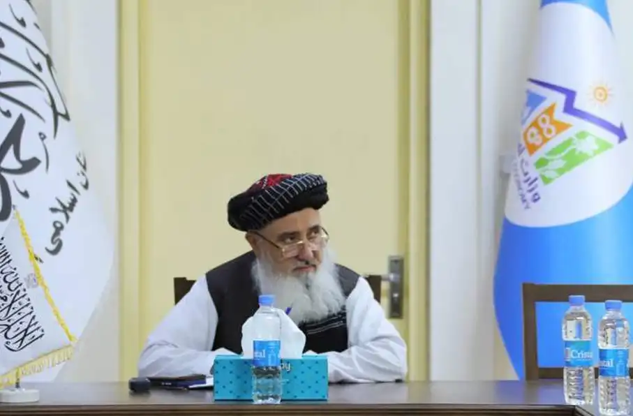وزیر اقتصاد طالبان: به حاکمیت ملی افغانستان احترام بگذارید