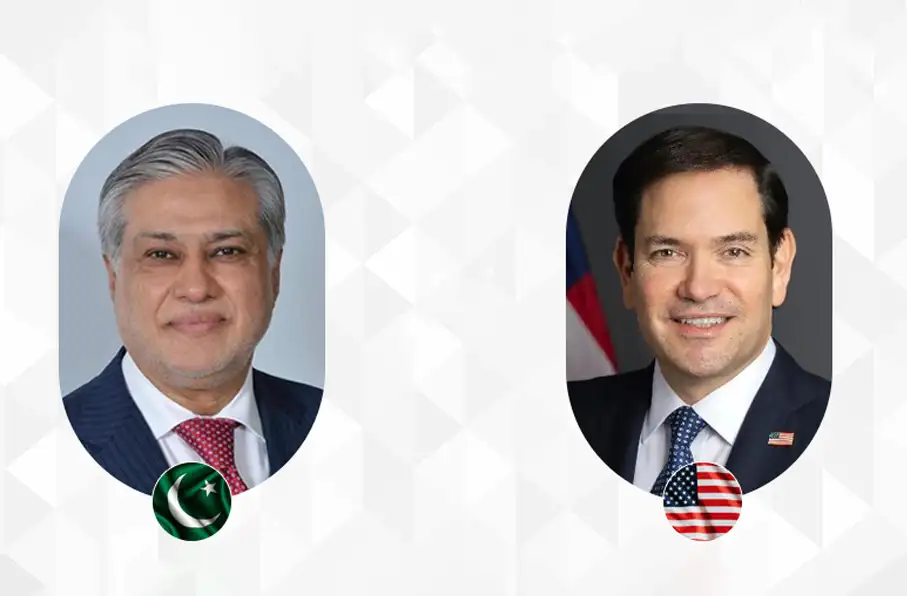 گفتوگوی وزرای خارجه پاکستان و امریکا درباره حل مشکل تجهیزات نظامی در افغانستان