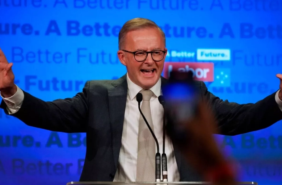 آنتونی آلبانیزی برای دومین بار به‌عنوان نخست‌وزیر استرالیا سوگند وفاداری یاد کرد