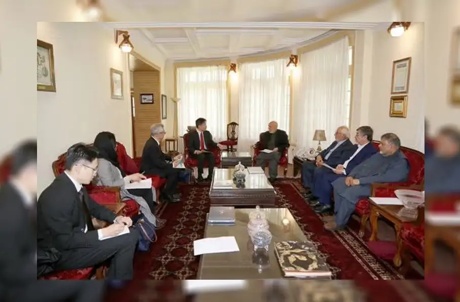 تأکید کرزی بر آموزش دختران و تفاهم ملی برای آینده افغانستان