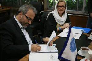 امضای تفاهم‌نامه میان ایران و یونیسف برای بهبود وضعیت زنان و کودکان مهاجر افغانستانی