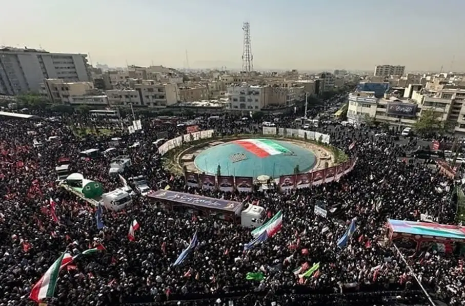 مراسم تشییع شهدای اقتدار در تهران با حضور پر شور مردم برگزار شد