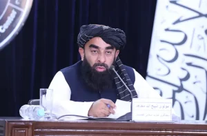 سخنگوی طالبان: سرپرستی حکومت به نفع افغانستان و نظام است