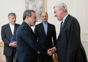 وزیر امور خارجه جمهوری اسلامی ایران، سیدعباس عراقچی بازگشت داوطلبانه مهاجران