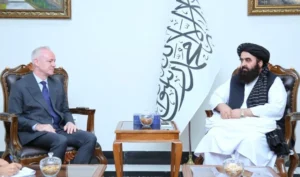متقی: بسیاری از بحران‌های افغانستان کاهش یافته است