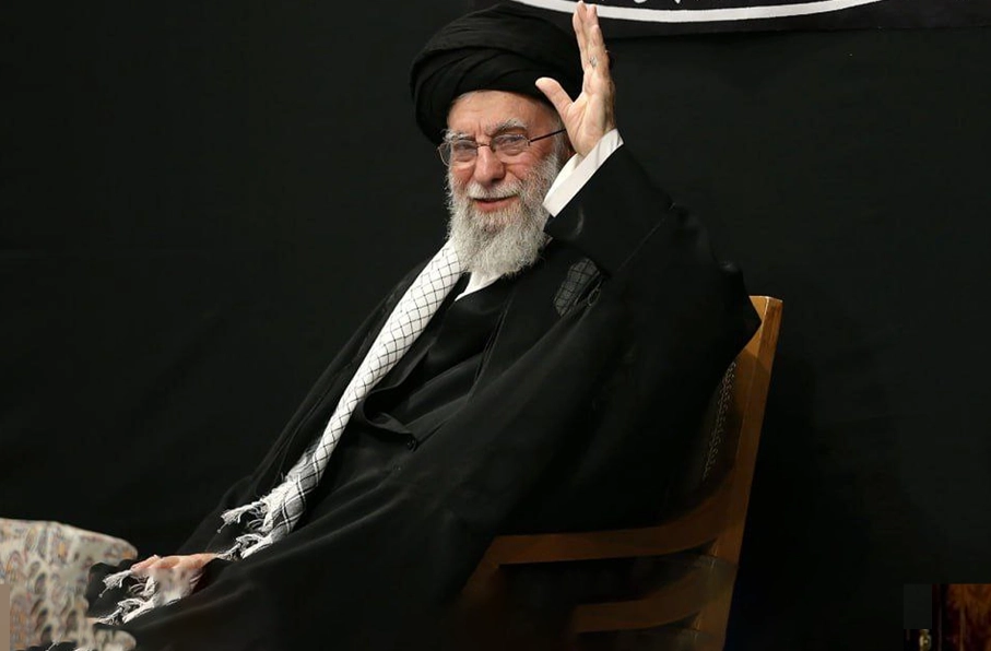 مراسم عزاداری عاشورا حسینی با حضور رهبر انقـلاب اسـلامی برگزار شد