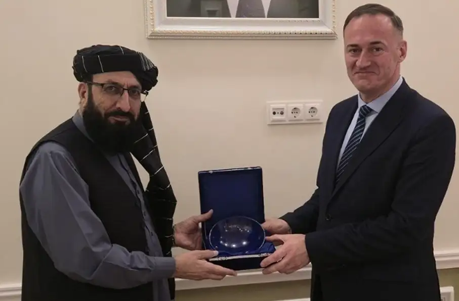 گسترش همکاری‌های سیاسی و اقتصادی افغانستان و بلاروس در دیدار دیپلماتیک عشق‌آباد