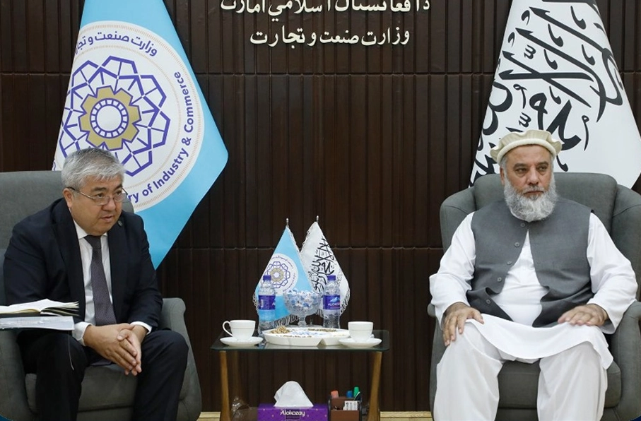 تاکید مقاقات طالبان و قرغیزستان بر ایجاد گروه کاری مشترک برای تقویت همکاری‌ها