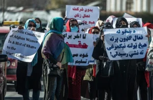 دیده‌بان حقوق بشر: طالبان استقلال زنان را با سرکوب سیستماتیک هدف گرفته است