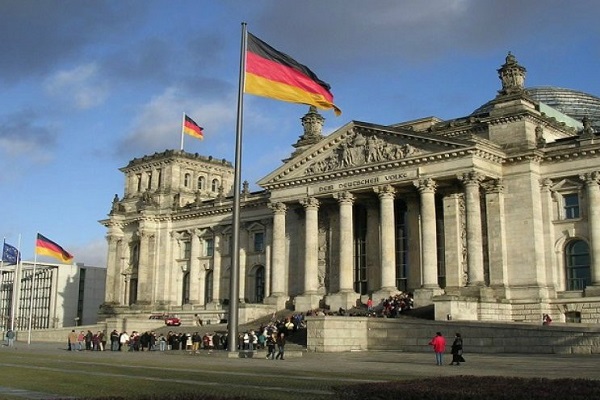 جرمني ژمنه کوي چې افغانان به په رسمي ژمنو سره ومني