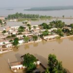 پاکستان ۱۵۰ هزار تن را بهدلیل تهدید سیلاب از مناطق حاشیه رودخانهها تخلیه کرد