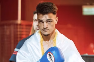 زکریا زمانی حریف روسی‌اش را شکست داد