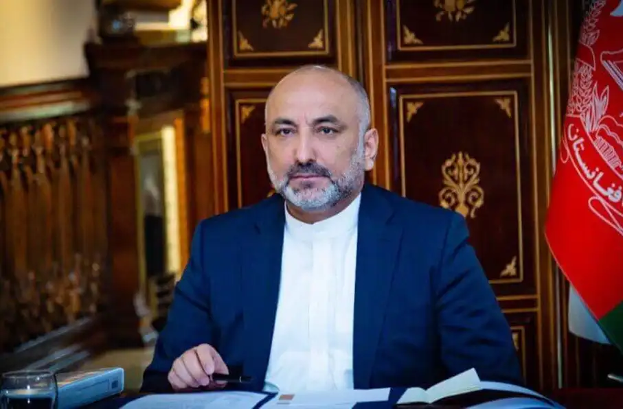 حنیف اتمر: حملات هوایی به خاک افغانستان محصول استفاده ابزاری پاکستان از تروریسم است