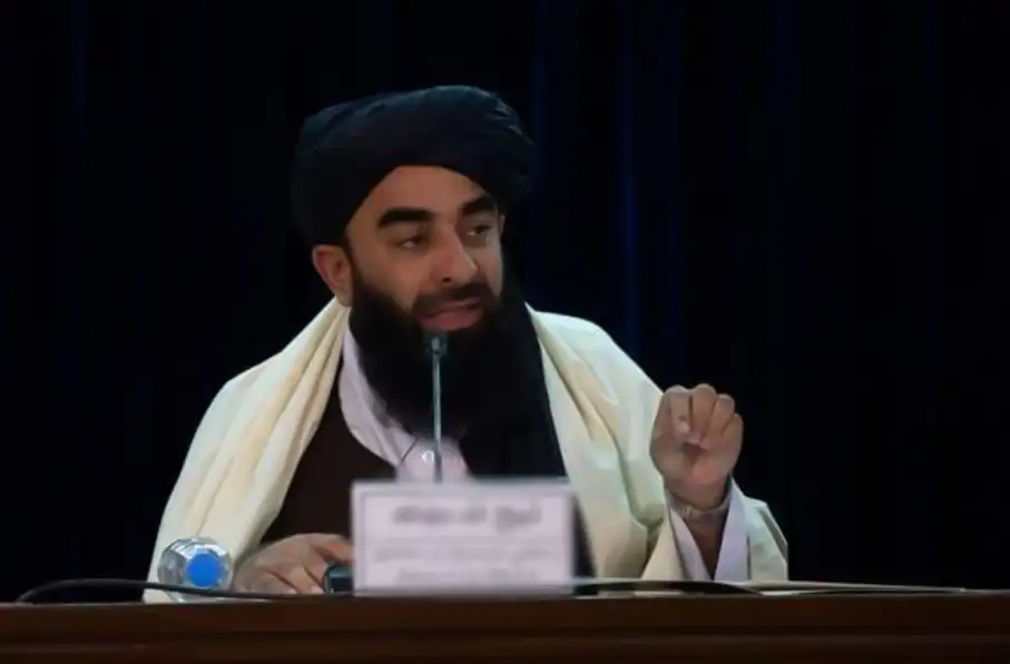 هشدار سخنگوی طالبان: تاریخ شکست امپراتوری‌های بزرگ در افغانستان را فراموش نکنید