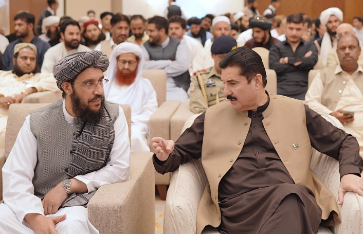 مقام پاکستانی بر گسترش روابط دوستانه با افغانستان تاکید کرد