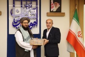 سفیر طالبان در تهران با مقام ایرانی درباره وضعیت دانشجویان افغان گفتگو کرد