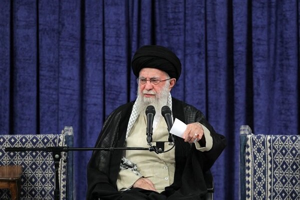 رهبر جمهوری اسلامی ایران: مذاکره با آمریکا زیان‌بار و بی‌فایده است