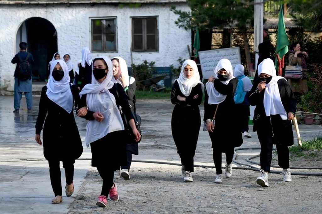 یوناما: سازمان ملل از حق آموزش دختران حمایت می‌کند