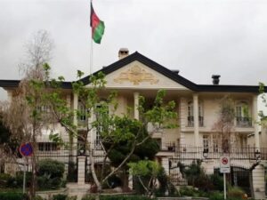 آغاز روند تبدیل پاسپورت‌های دست‌نویس خانواری به ماشین‌خوان در ایران