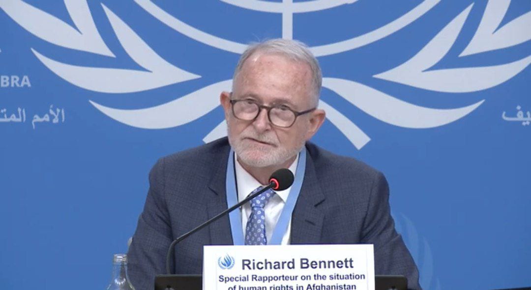 ریچارد بنت: پاکستان باید روند اخراج مهاجرین افغان را متوقف کند