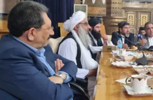 سفر وزیر صمت ایران به افغانستان؛ تأکید مشترک ایران و افغانستان بر توسعه همکاری‌های اقتصادی و ترانزیتی